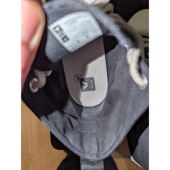 Veja Wata II Canvas Hi-Top Black Pierre Sneakers Women's Sz 6 US - Picture 12 of 13